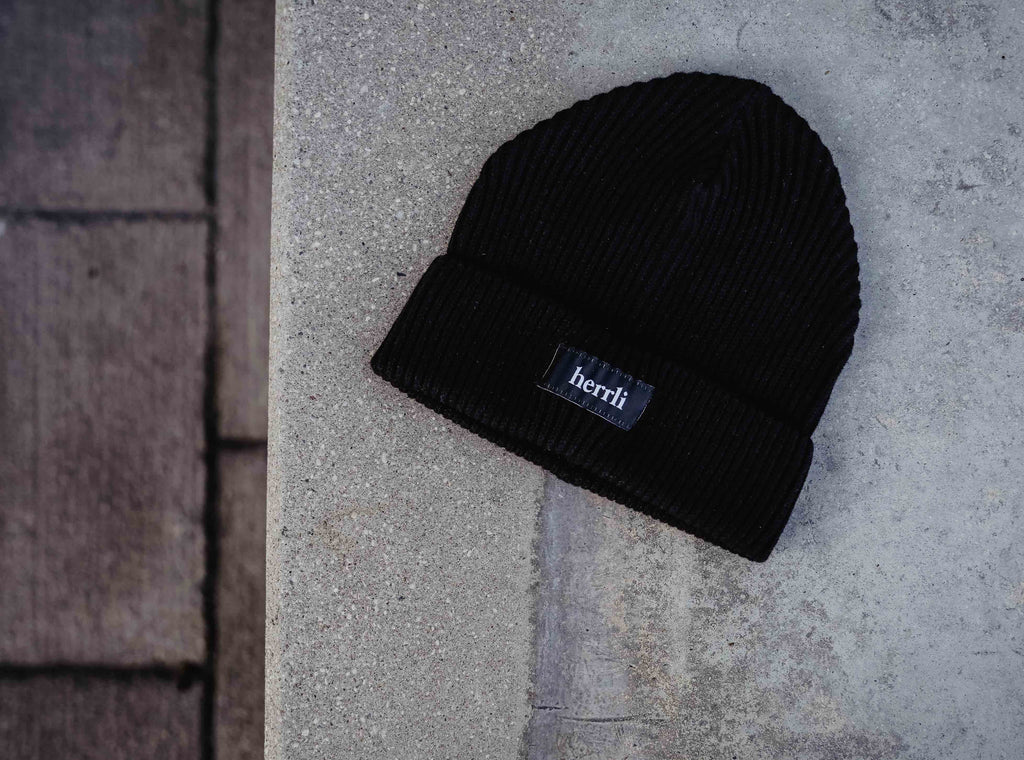 Mode für Hundebesitzer, Geschenk für Hundebesitzer, herrli, Beanie, Haube, schwarz