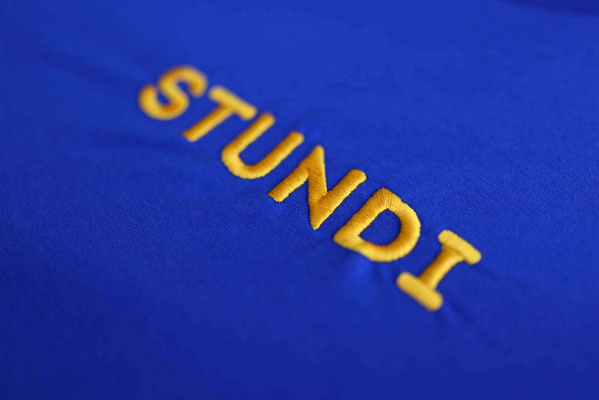 STUNDI Shirt